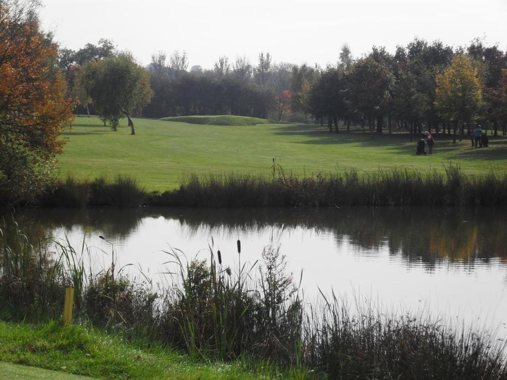 Hotel Calderfields Golf & Country Club Walsall Exterior foto