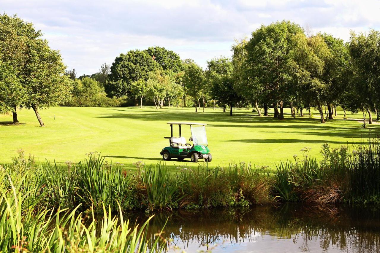 Hotel Calderfields Golf & Country Club Walsall Exterior foto